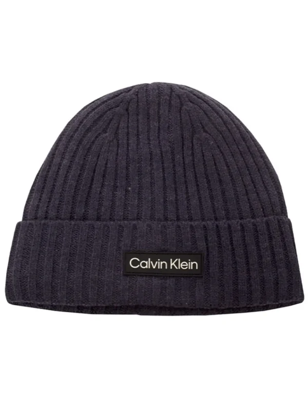 Calvin Klein Beanies & Mitts< Chunky Knit Badge Beanie