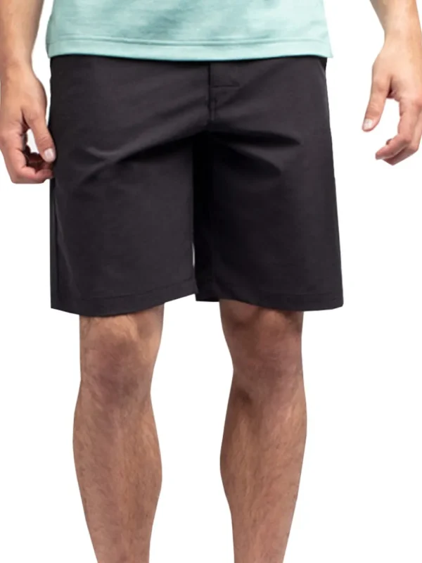 Men Travis Mathew Shorts< Beck Short - Black